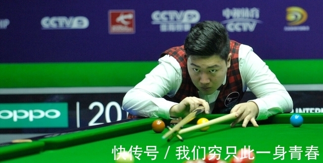 场各有一次 场各有一次